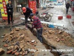 昆明市专业独立下水道安装 外墙高空各种水管安装维修太阳能维修